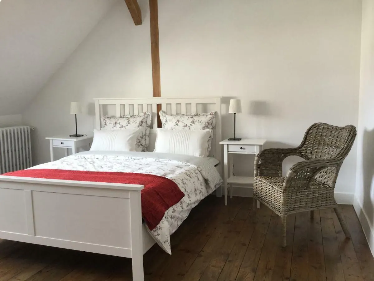 Couette-café Bed and Breakfast Les Marronniers à Saint-Didier-en-Velay France